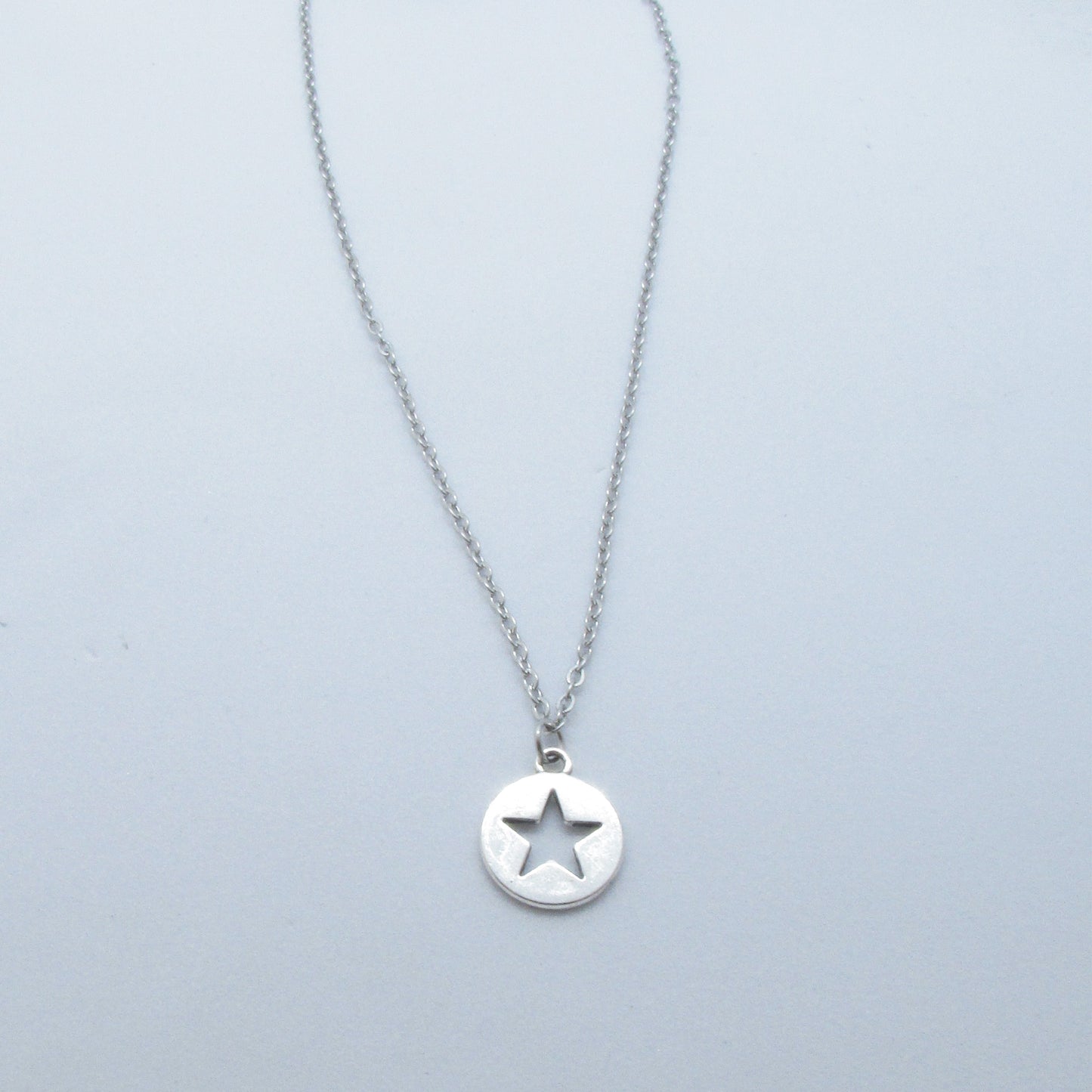 Collier breloque étoile