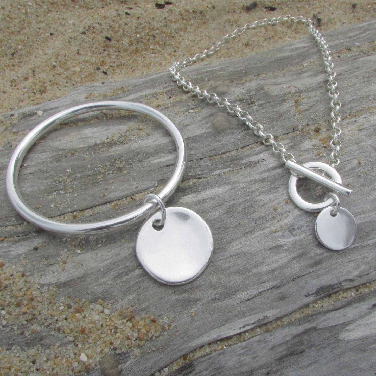 Bracelet Duo Jonc breloque + collier toggle médaille - Historia Jewelry