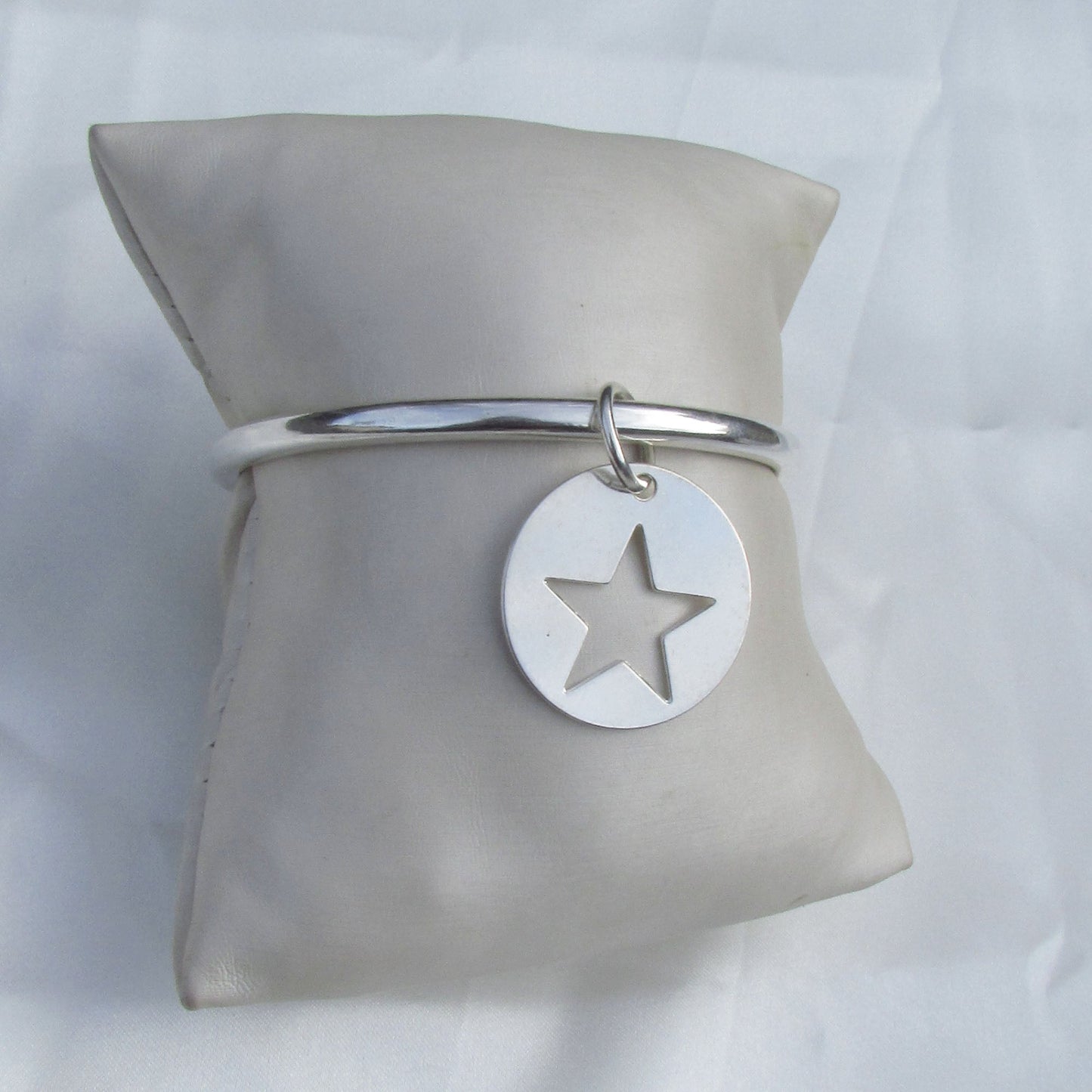 Jonc Jonc médaille étoile - Historia Jewelry