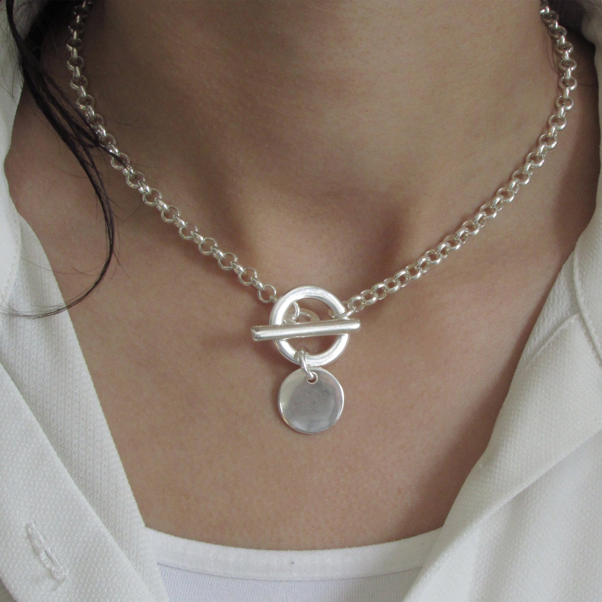 Duo Jonc breloque collier toggle médaille - Main Image